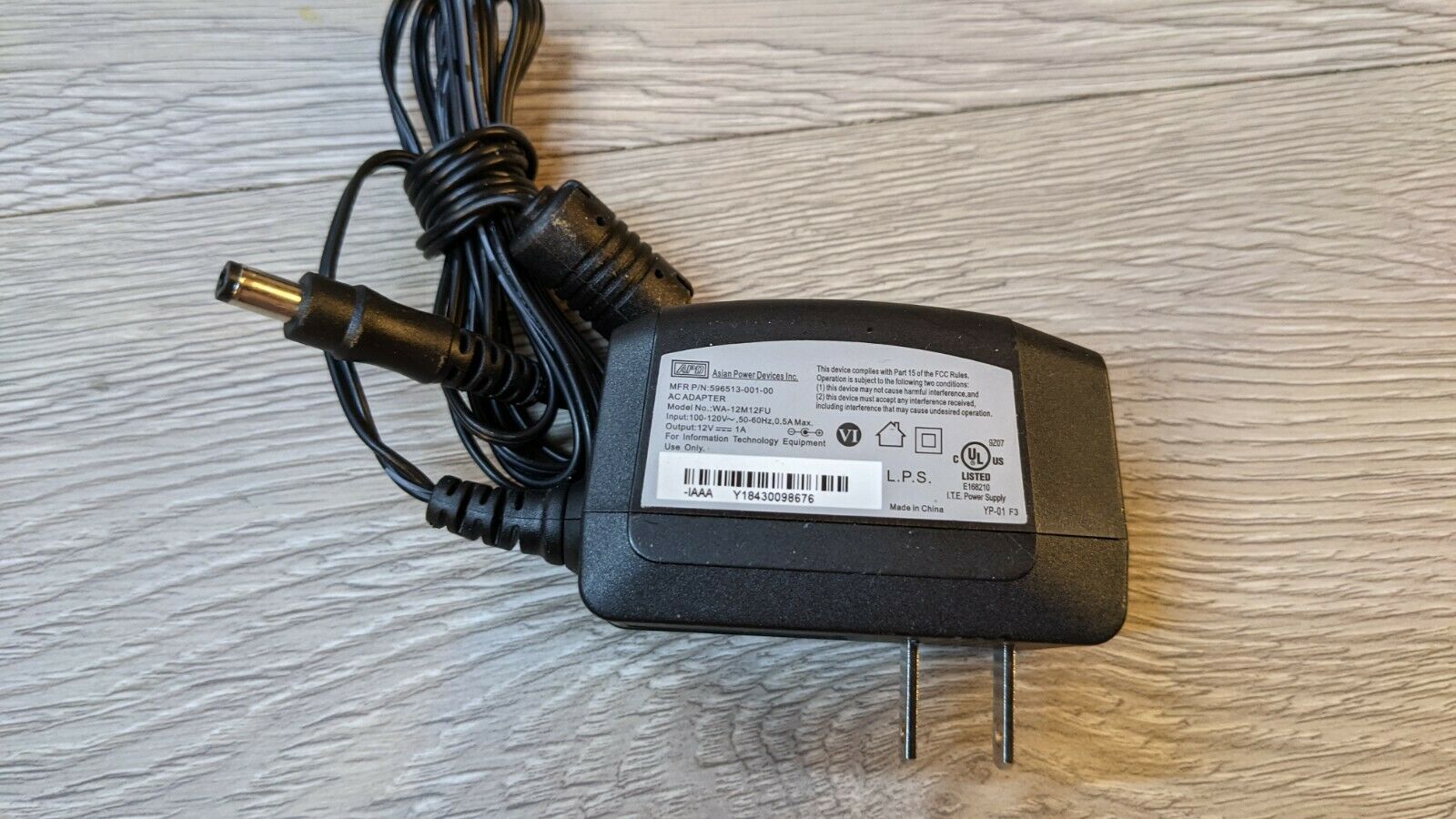 12V Asian Power Devices APD WA-12M12FU AC Adapter Power Supply Connection Split