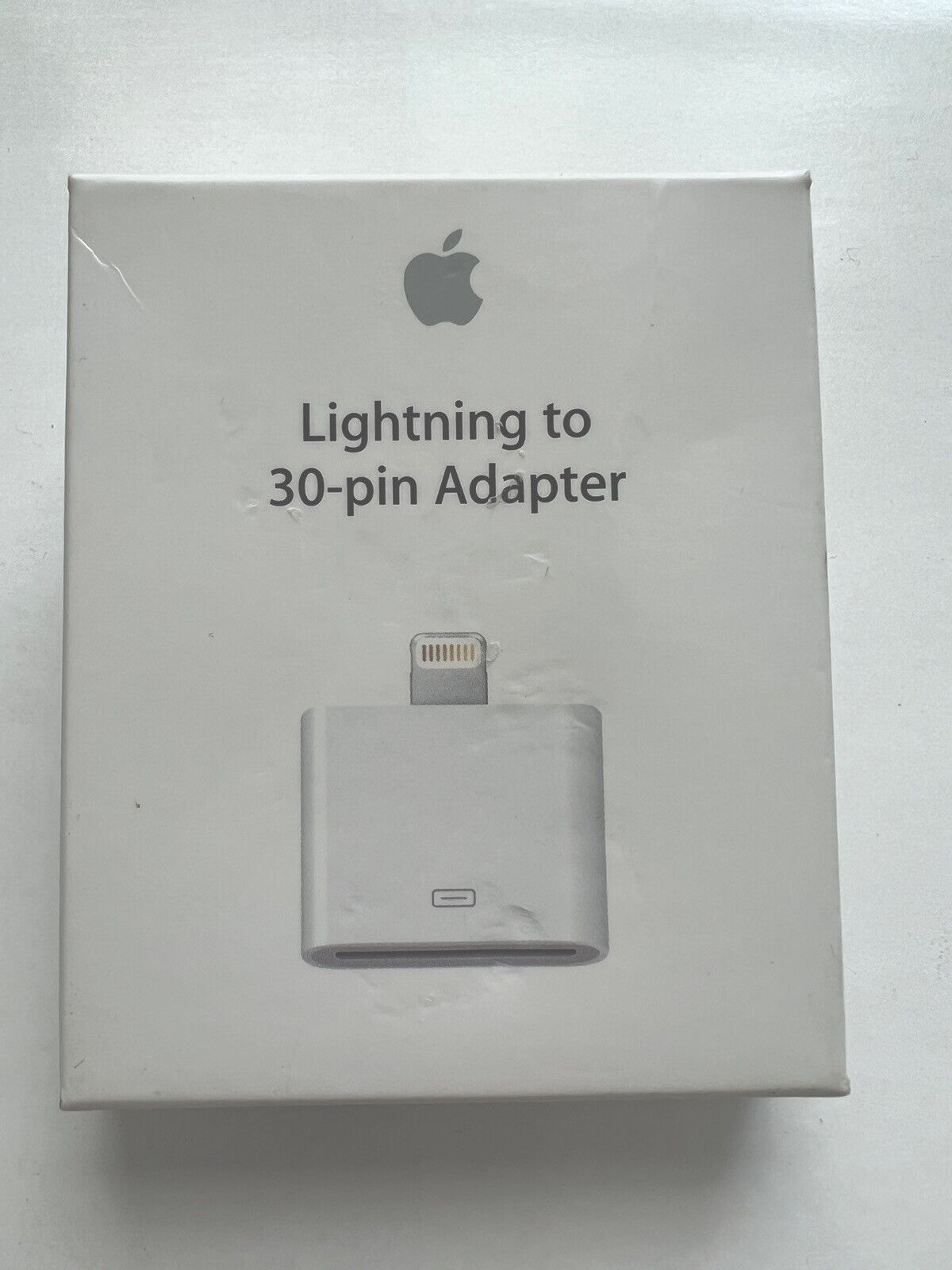Genuine Apple Lightning to 30-pin Adapter MD823ZM/A OEM Apple Retail Packaging Co