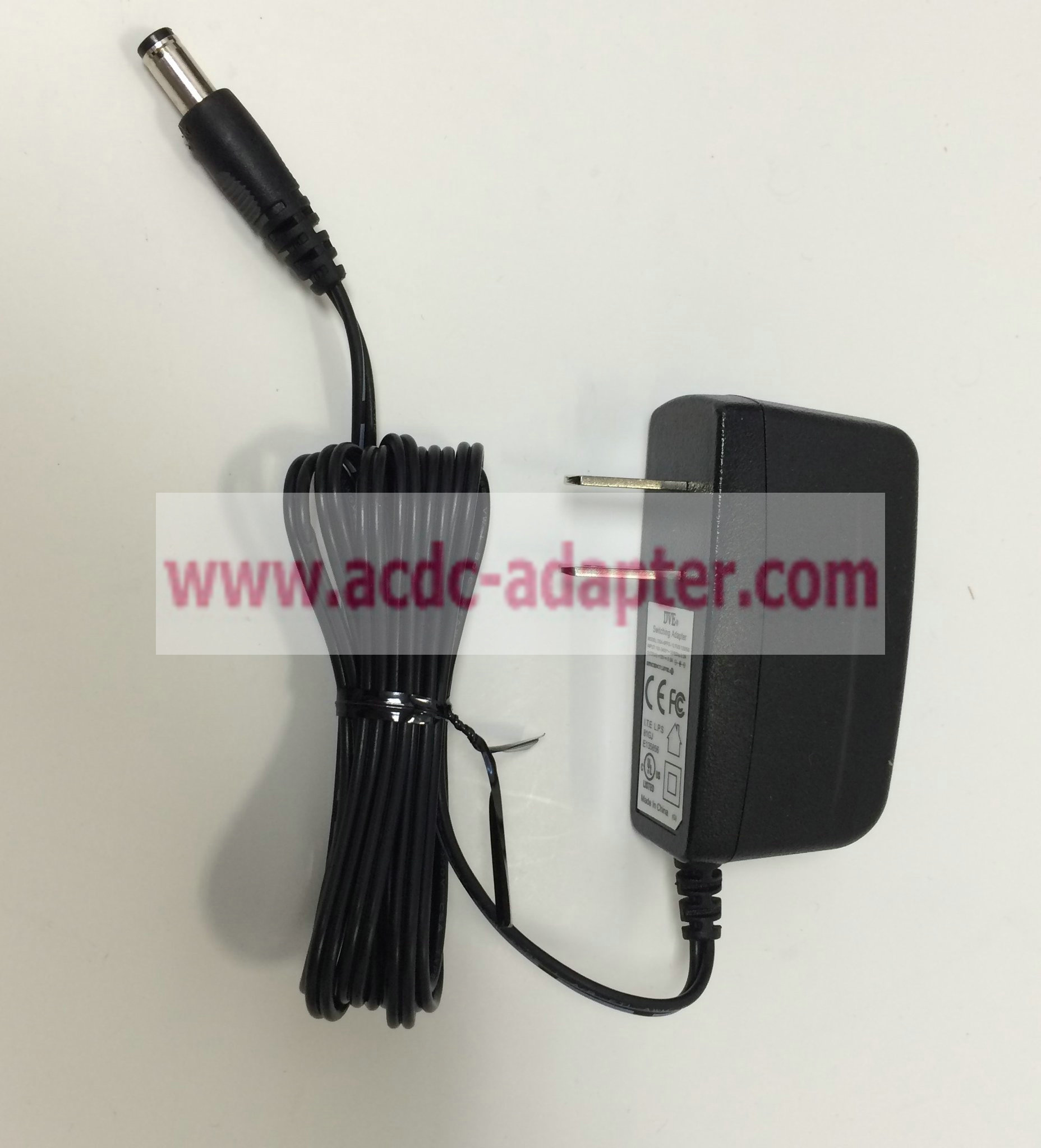 NEW DVE 12V 0.5A AC Adapter DSA-6PFG-05 FUS 050100 switching power supply