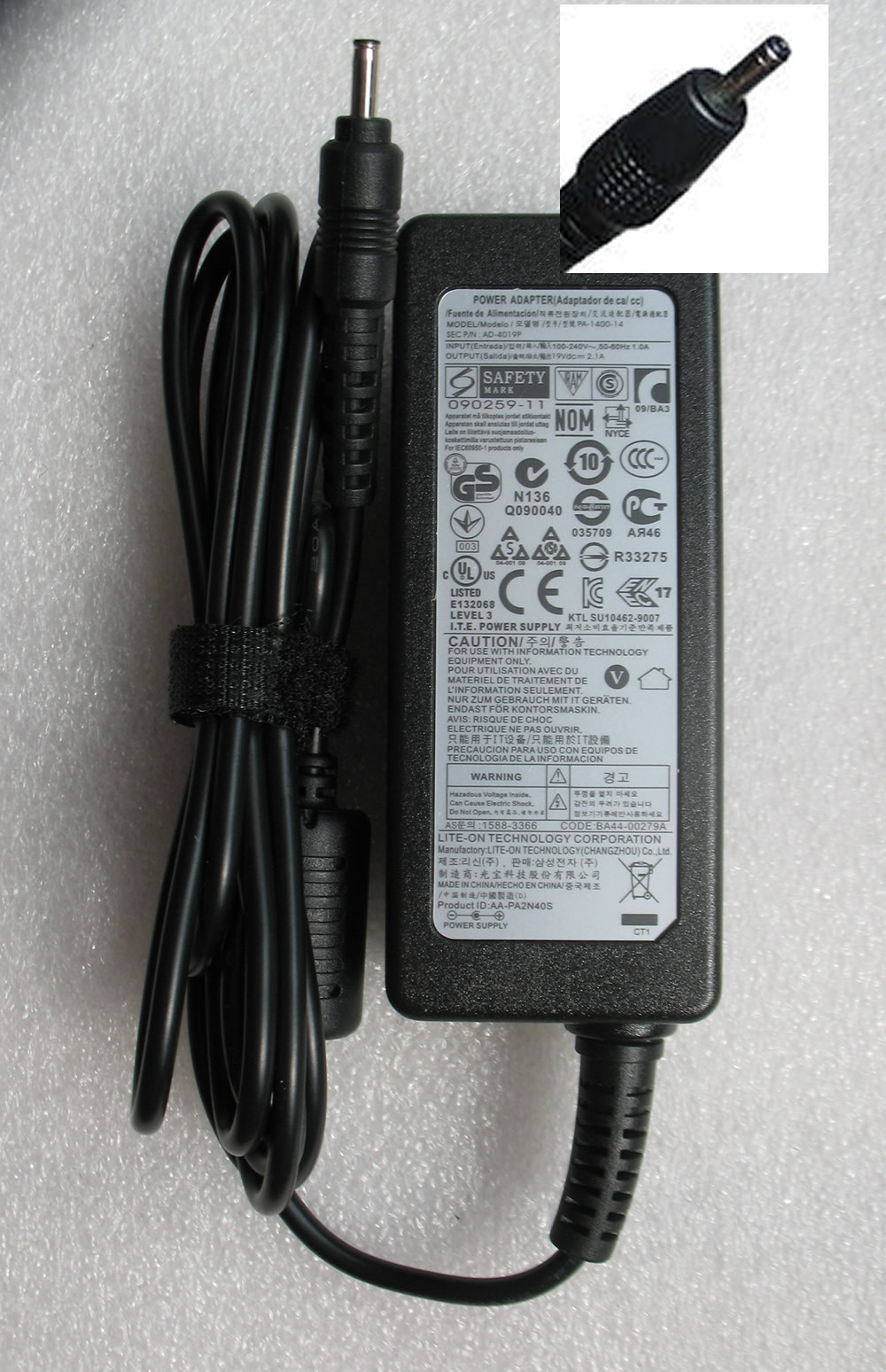 40W Samsung NP530U3C NP300U1A NP305U1A AC Power Adapter Charger