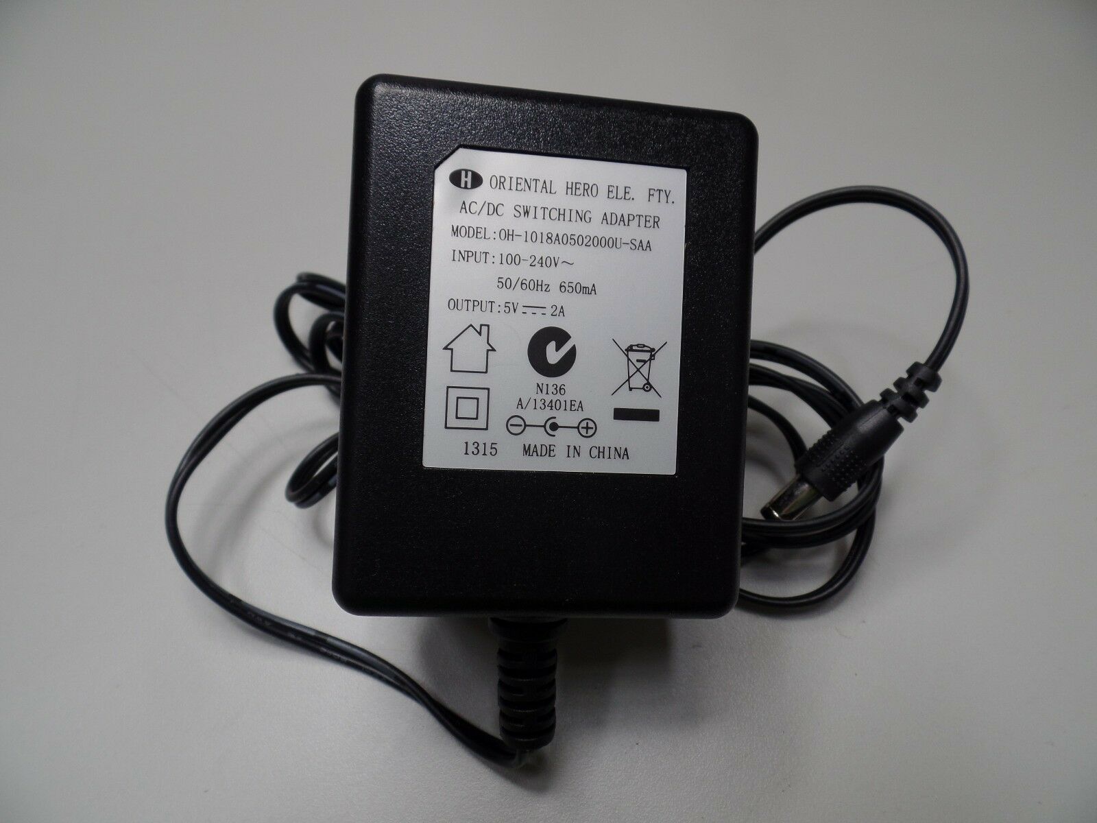 Oriental Hero AC/DC Switching Power Adapter OH-1018A0502000U-SAA 5V 2A Specifica - Click Image to Close