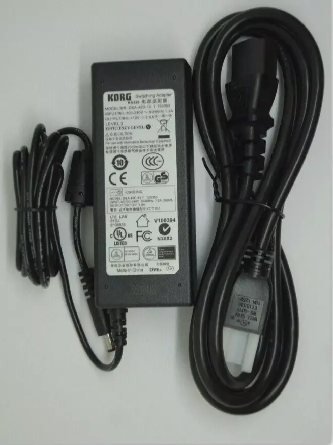 Original Korg KA-320 Vox Power supply Adaptor with Power Cord Krome, PA500 AV15G